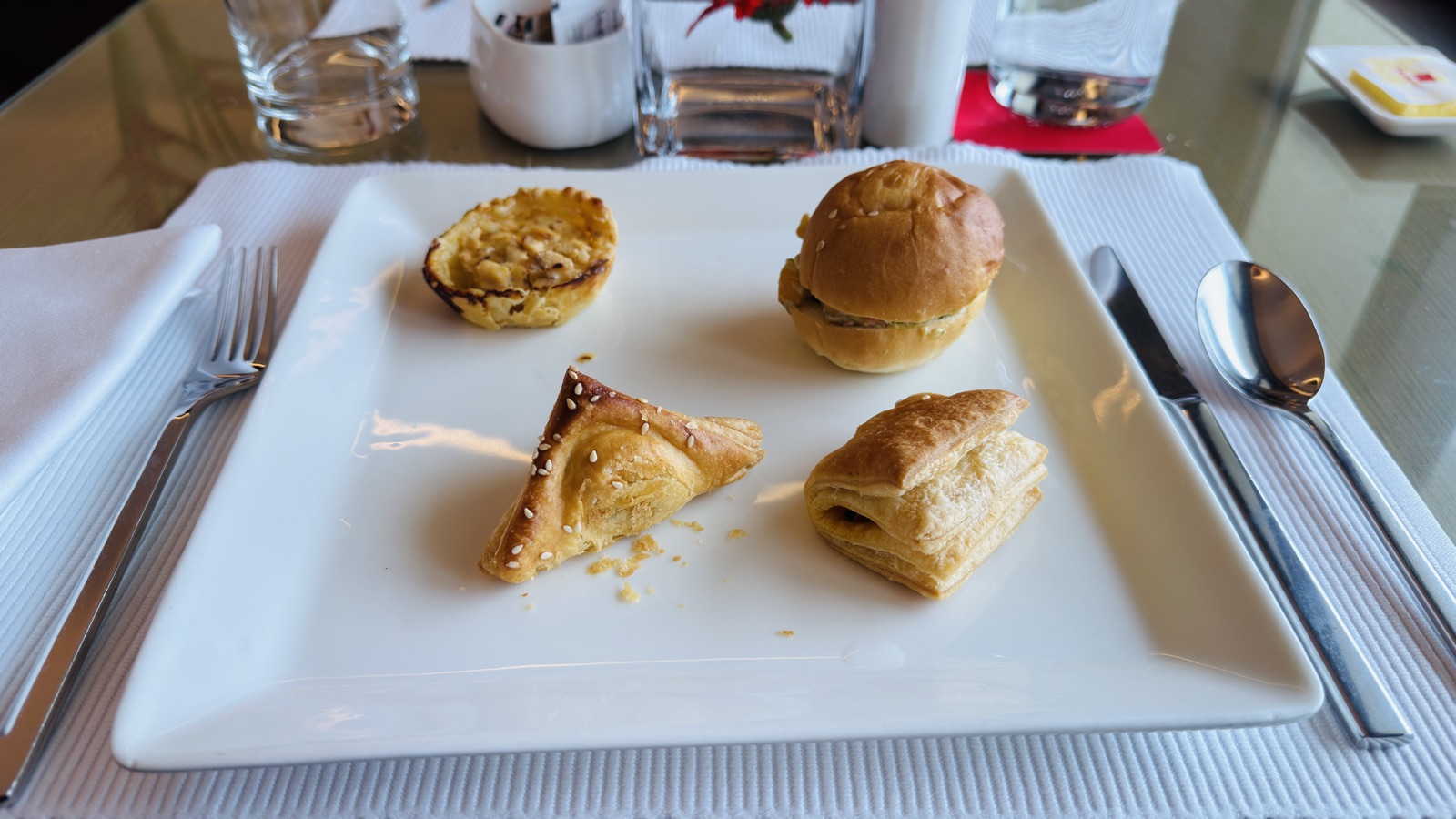 Food and beverage service at the Trident Nariman Point Club Lounge